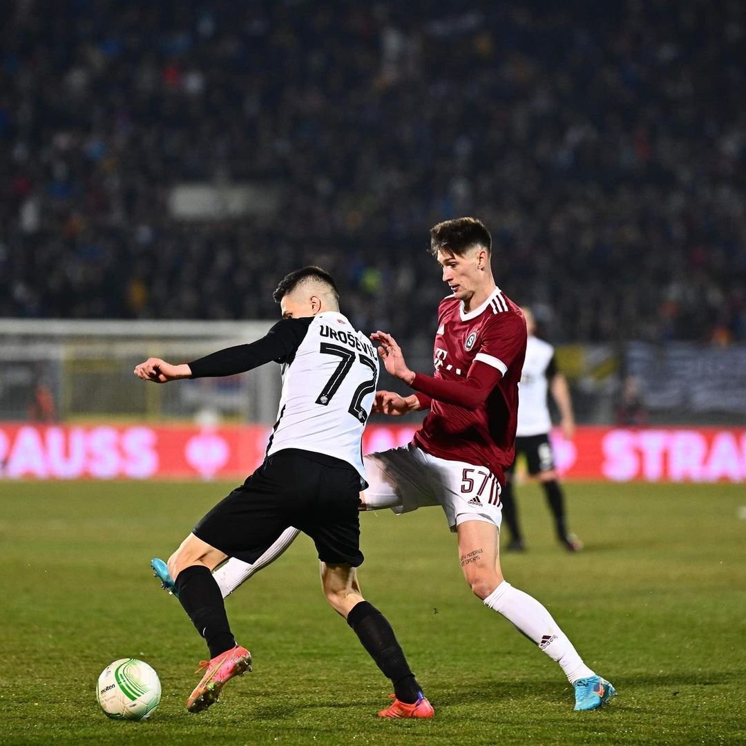 ✍️ REPORTÁŽ | Sparta prohrála v odvetě play-off Konferenční ligy s Partizanem 1:2. Do další fáze soutěže tak nepostoupí. Více na webu. #acsparta